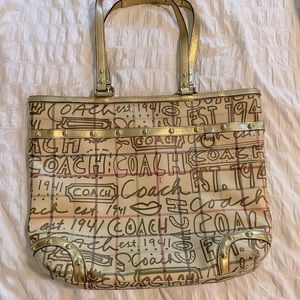 Beautiful Gold “Vintage” Gold Tote